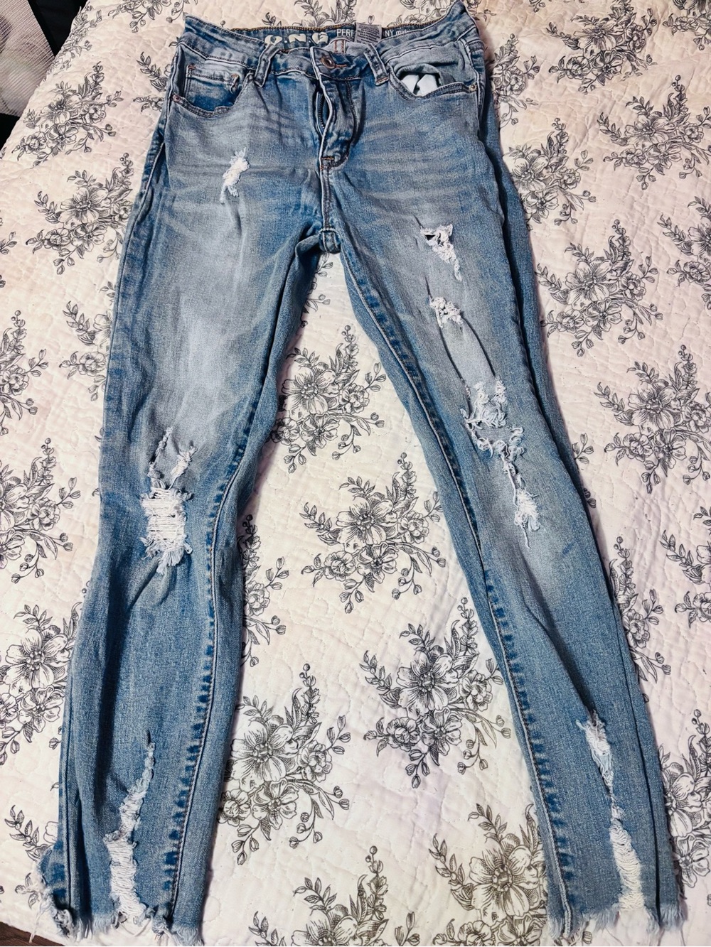 Light Blue Distressed Women's Skinny Jeans